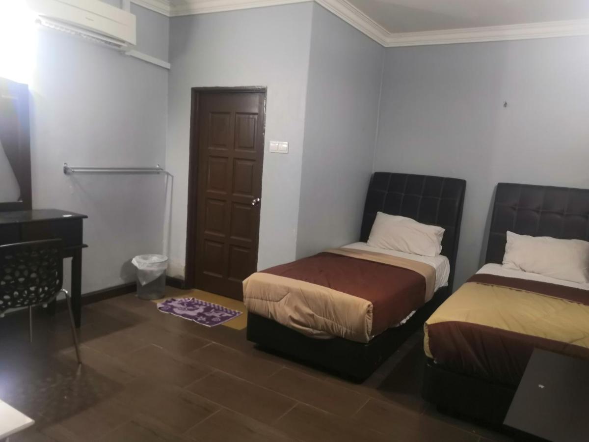Oyo 90473 Opah Inn Hotel Kampong Ayer Terjun Zewnętrze zdjęcie